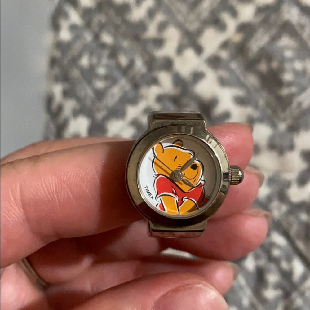 Winne the pooh watch ring